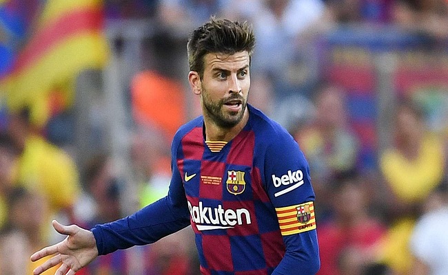 بيكيه يغيب عن تدريبات برشلونة بداعي الإصابة...