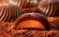ما هي العلاقة التي تربط الشوكولا بهرمون السعادة...؟