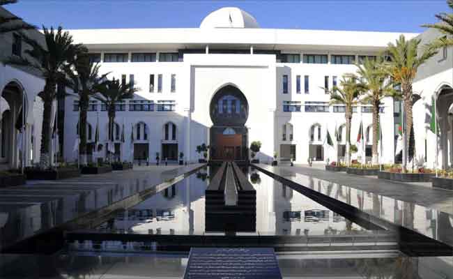 وزارة الخارجية تفند خبر وفاة الأخضر الإبراهيمي