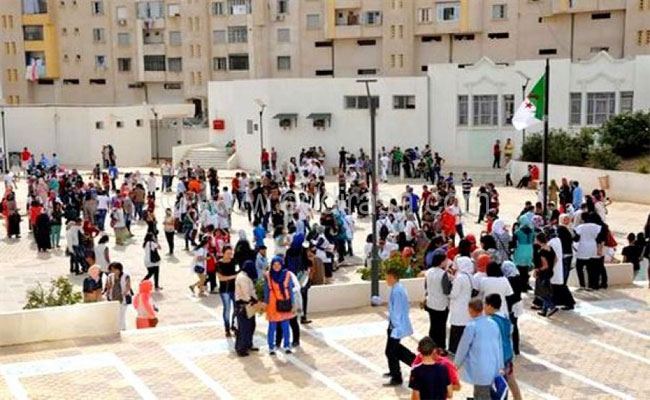 عدد التلاميذ المتمدرسين وصل لأكثر من 2ر9 مليون تلميذ سنة 2018 ـ2019 و 49 بالمائة منهم إناث
