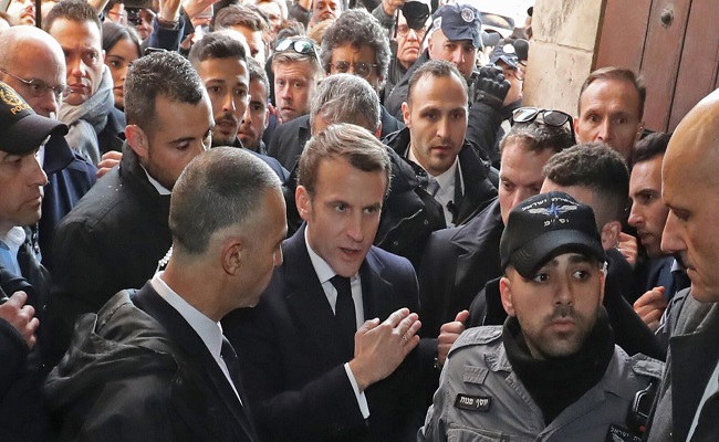 مشادة بين ماكرون وجنود إسرائيليين في القدس
