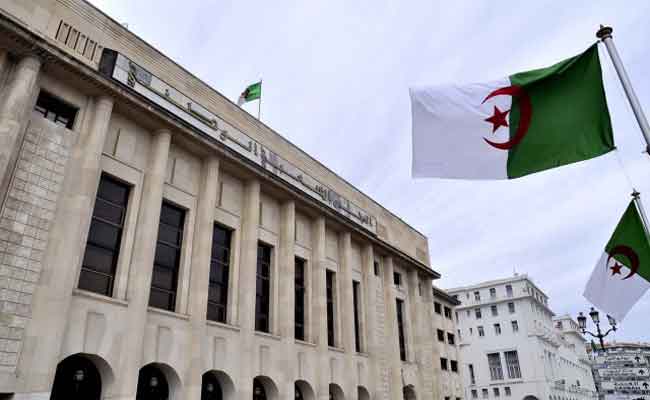 رفض نائبان عن الأفلان التنازل عن الحصانة البرلمانية