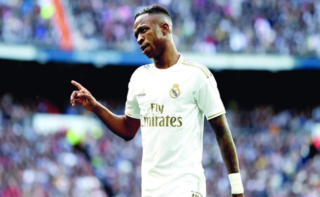 فينيسيوس جناح ريال مدريد مهدد بالإيقاف...