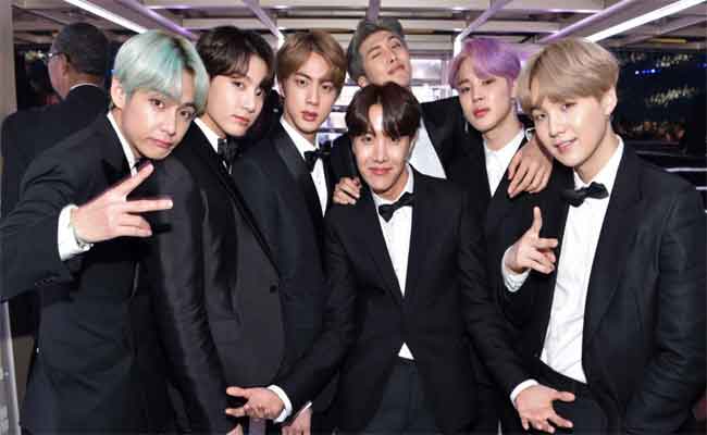 بحفل أونلاين...فرقة الكورية BTS تشجع جمهورها على البقاء في المنزل...
