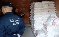 توقيف شخصين و حجز حوالي 200 قنطار من المواد الغذائية الموجهة للمضاربة بالأغواط