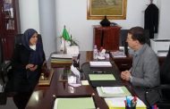 استقبال والي مستغانم للسيدة التي أساء لها