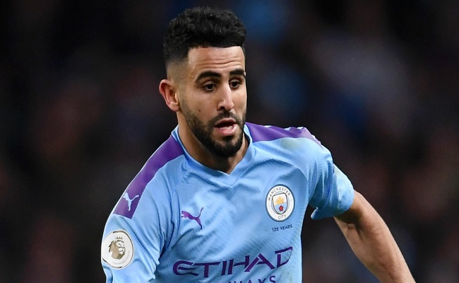 محرز بديل لنيمار في باريس سان جيرمان