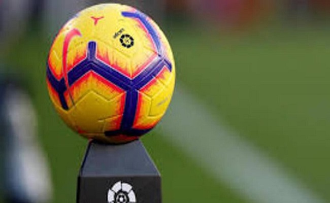 3  مواعيد لعودة الدوري الإسباني...