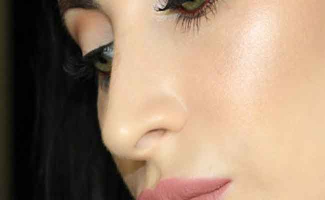 حضّري الهايلايتر في المنزل بهذه الطرق البسيطة...
