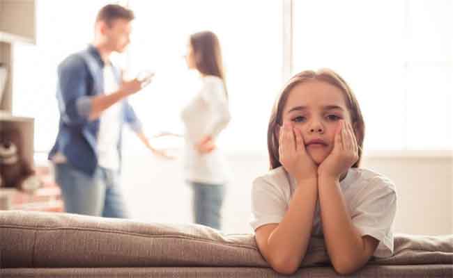 هكذا تتصرفون مع الطفل الذي يرغب بالسيطرة على كل شيء...