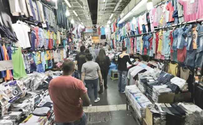 إعادة فتح محلات الحلاقة و بيع الملابس و الأحذية بالعاصمة تحددها شروط صحية ضرورية