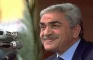 اليمين زروال يتبرع بشهر من معاش تقاعده