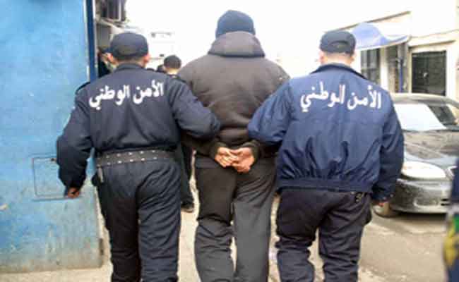 أمن البليدة يوقف 25 شخصا تورطوا في حرب الشوارع