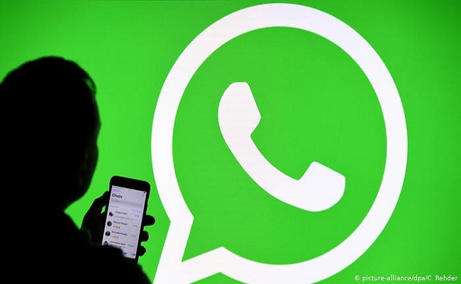 انخفاضًا كبير في عدد الرسائل المعاد توجيهها في واتساب...