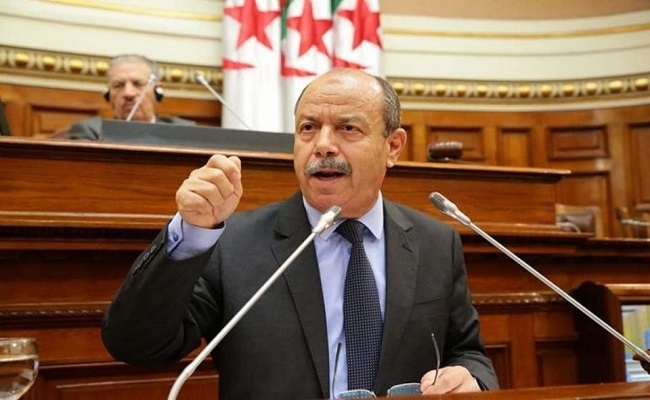 عصابة تجهز عقوبات جديدة لقمع الأحرار