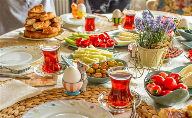 ما هي الفوائد التي توفرها وجبة السحور في رمضان...؟