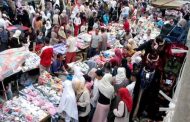 عدم احترام التدابير الوقائية تدفع والي سطيف إلى غلق بعض الأسواق اليومية