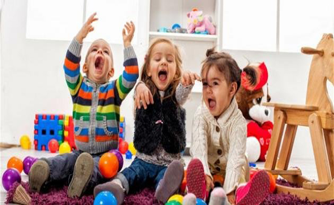 نصائح تساعد الأهل في تمهيد الطفل لدخول الحضانة...