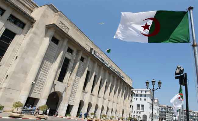 المصادقة بالإجماع على إثبات عضوية 15 عضوا جديدا في مجلس الأمة