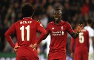 ليفربول تشعل الصراع بين ماني وصلاح...