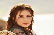 كنزة مرسلي تروج لجديدها 