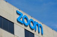 Zoom تطلق شاشة تعمل باللمس...
