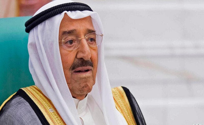 أمير الكويت يسافر إلى أمريكا لاستكمال العلاج