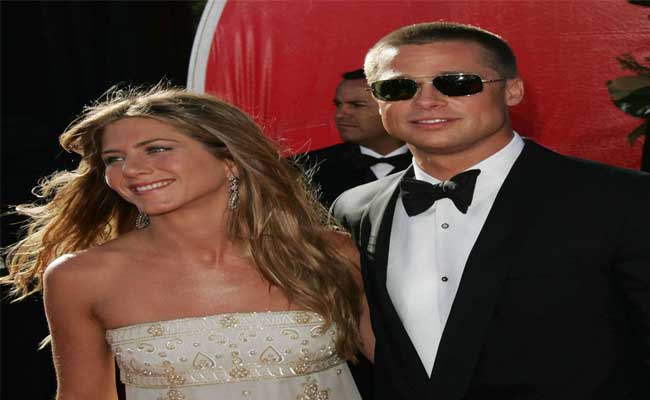 عمل فني يجمع براد بيت وجنيفر أنيستون بعد 19 عاما...