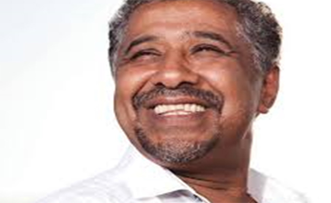 الشاب خالد يغني