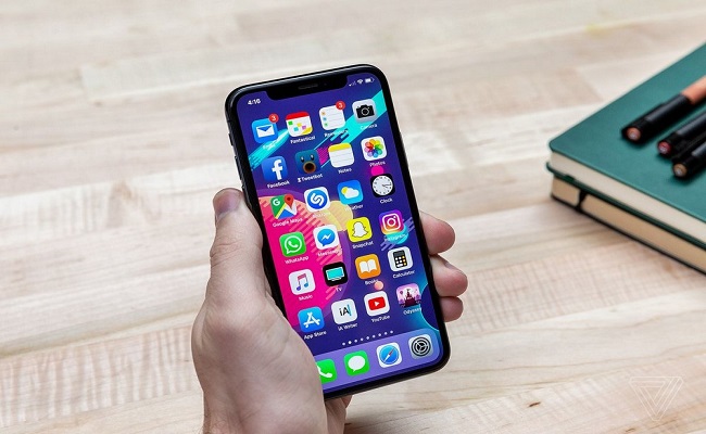 متجر Apple App Store قد يتعرض لحظر كامل في الصين...
