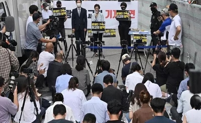 بعد تفشي كورونا حجر آلاف من أتباع كنيسة في كورية جنوبية