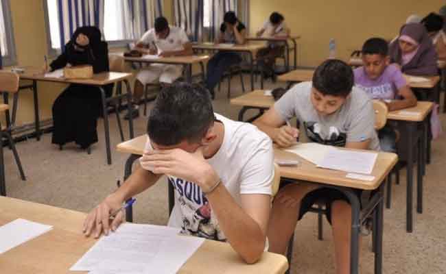 أزيد من 113 ألف تلميذ في”البيام” يرسبون رغم تخفيض معدل الانتقال إلى 9...