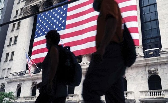 عكس المتوقع أسهم التكنولوجيا تواصل الهبوط...