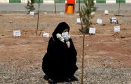 وفيات كورونا في إيران تتخطى عتبة 24 ألفا