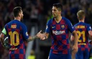 ميسي يفرض بقاء سواريز على برشلونة...