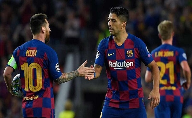ميسي يفرض بقاء سواريز على برشلونة...