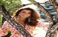 عمرو دياب واليونانية ايريني بابادوبلو لأول مرة في 