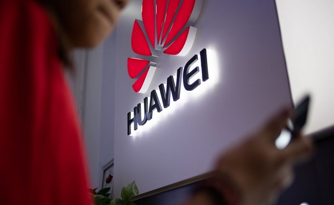 بريطانيا تتهم شركة Huawei بالتواطؤ مع المخابرات الصينية...