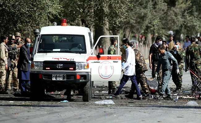 في أفغانستان 12 قتيل وأكثر من 100 جريح جراء انفجار سيارة