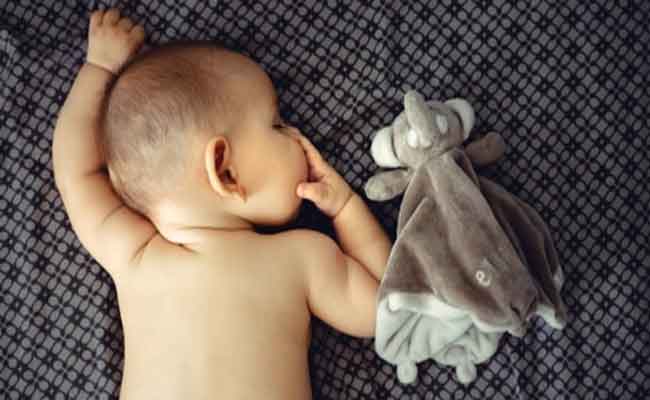 الجفاف عند الرضع مشكلة شائعة...كيف تتعاملين معها؟