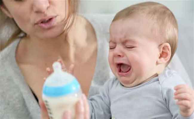أخطاء شائعة عند فطام الطفل...تفاديها تماماً!