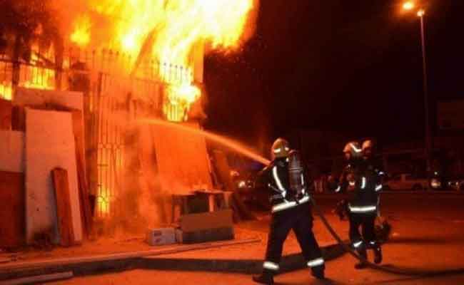 نشوب حريق بمصنع خاص للنسيج بشلغوم العيد بميلة