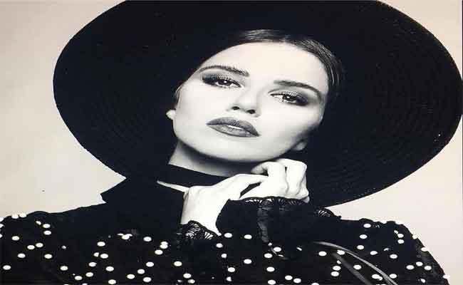 بعيدا عن الأضواء...لارا اسكندر ترزق بمولودتها الأولى