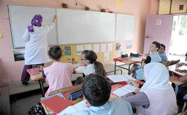 نقابات التربية تطالب السلطات بتوفير الإمكانيات لضمان حماية حياة المعلمين والأساتذة