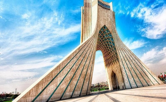 العقوبات الأمريكية تمنعنا من الحصول على لقاح كورونا