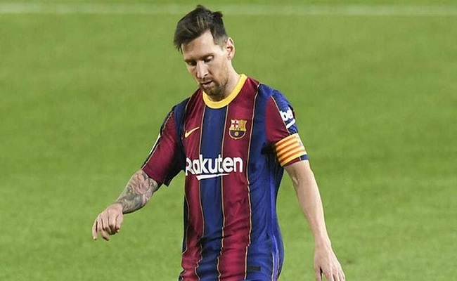 برشلونة يتفق مع اللاعبين على تخفيض الأجور...