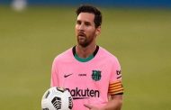 ميسي خاض المباراة 800 مع برشلونة...