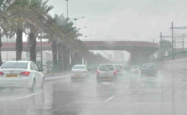 الأرصاد الجوية تحذر من تساقطات رعدية