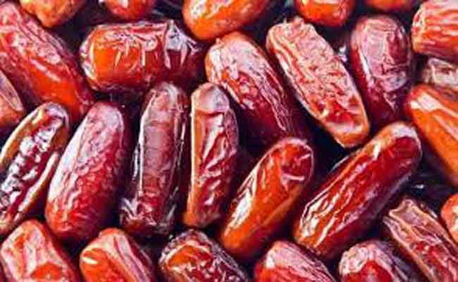 تناولوا التمر على الريق وتنعّموا بفوائده الرائعة...!