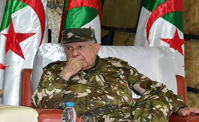 الجنرالات مع شعوب العالم لتحقيق مصيرها وضد الشعب الجزائري لتحقيق مصيره لأنهم يعتبرون الجزائريين عبيد عندهم